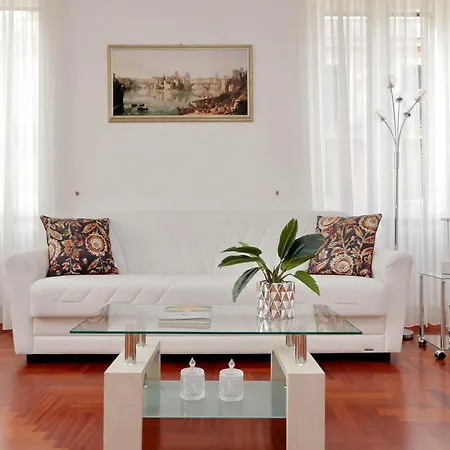 Appartement Elegant And Spacious Apartment, Vespasiano 9 Rome